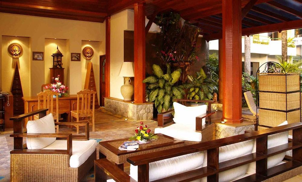 Safari Beach Hotel Patong Bagian luar foto
