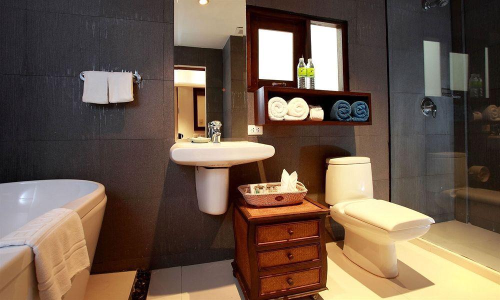 Safari Beach Hotel Patong Bagian luar foto