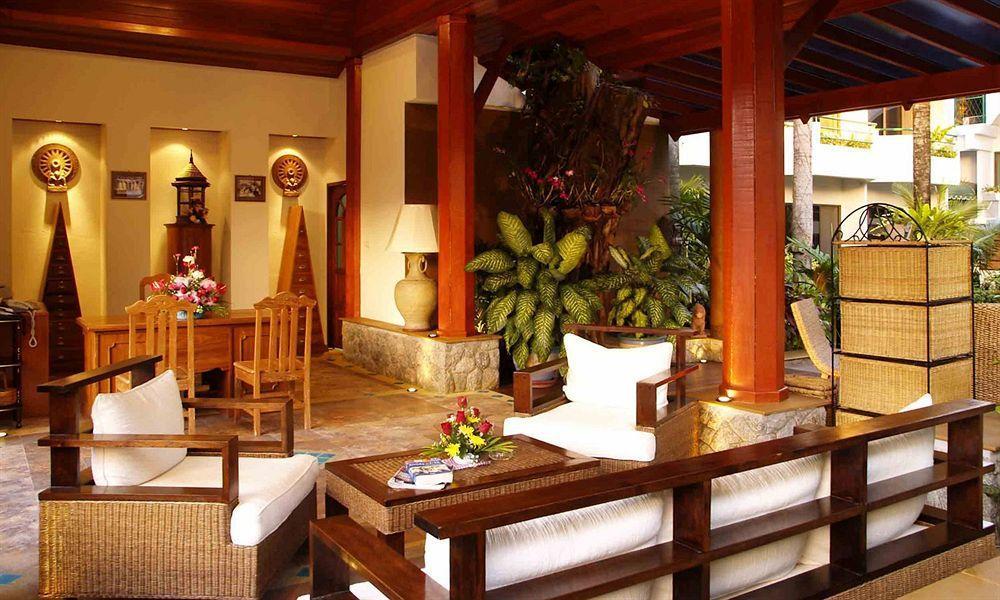 Safari Beach Hotel Patong Bagian luar foto